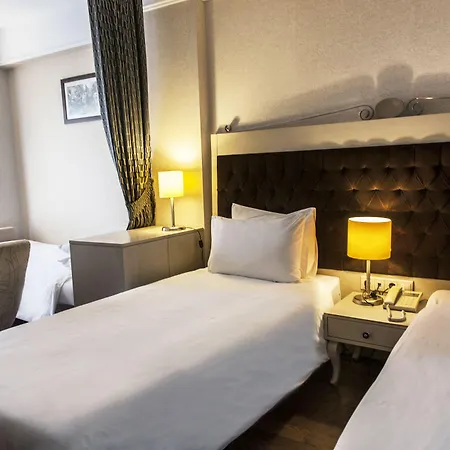 Faros Old - Special Category 4*