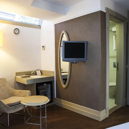 Faros Old - Special Category 4*