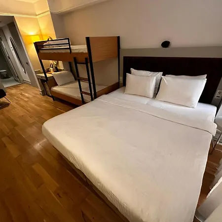 Faros Old - Special Category 4*