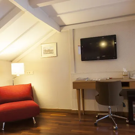 Faros Old - Special Category Hotell