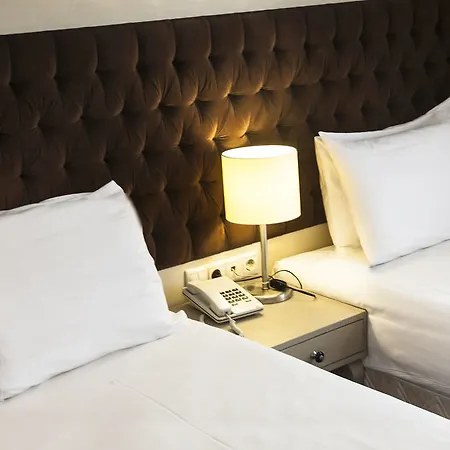 Faros Old - Special Category Hotell